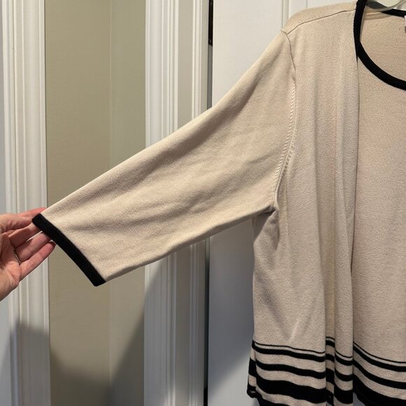 Women's Cardigan - Picture 3 of 3